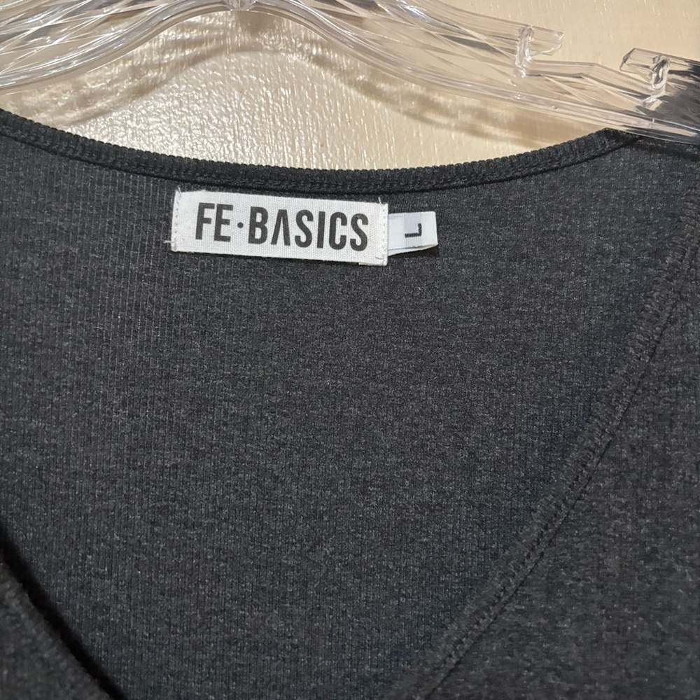 Fighting Eel Basic Gray Top - image 2